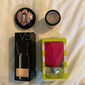 Victoria’s Secret bundle